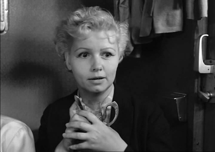 Муза Крепгорская (фото с сайта kino-teatr.org)