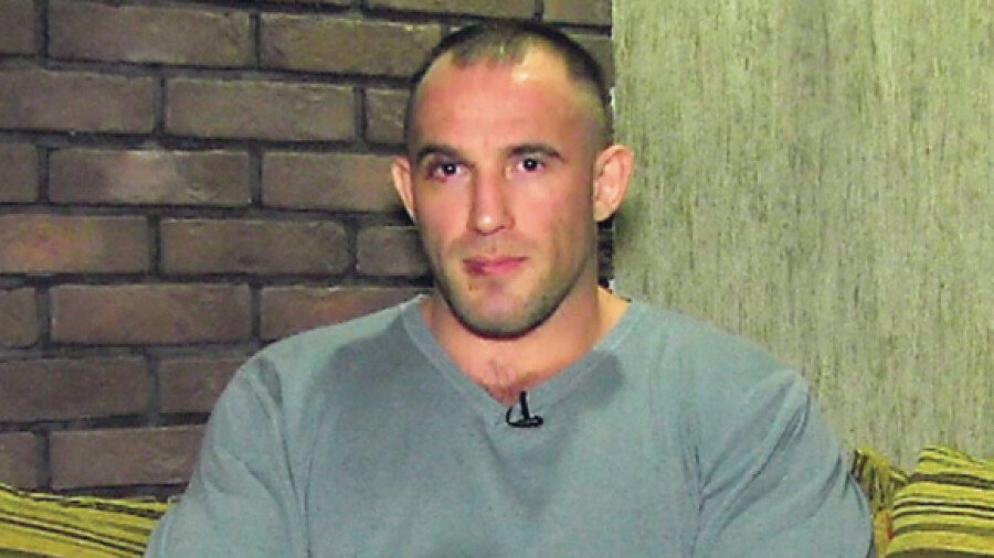 Алексей Олейник: источник - https://cdn.iz.ru