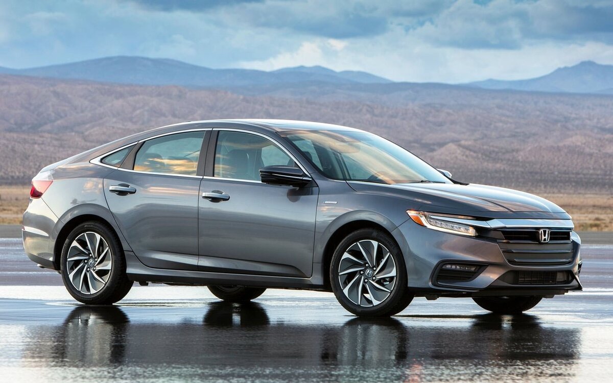 Новая Honda Insight