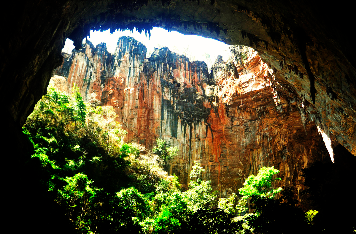 Тайны пещер Лапа Дуранта