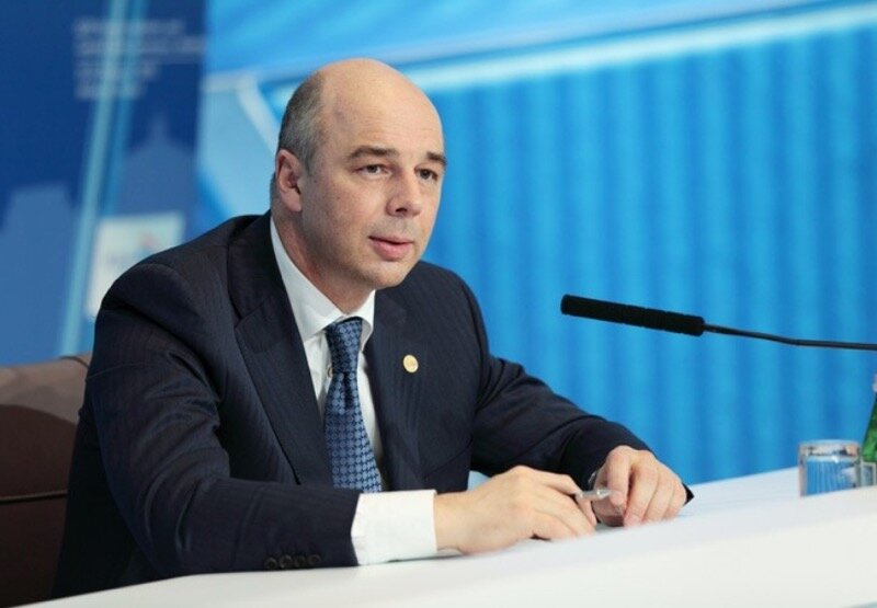 Оценка Банка России, которая предусматривает ускорение инфляции в 2019 году, вероятно, недостаточно адекватна, выразил мнение кабинета министров первый вице-премьер Антон Силуанов. SULARU считает практику расхождения мнений монетарной и исполнительной властей замечательной.