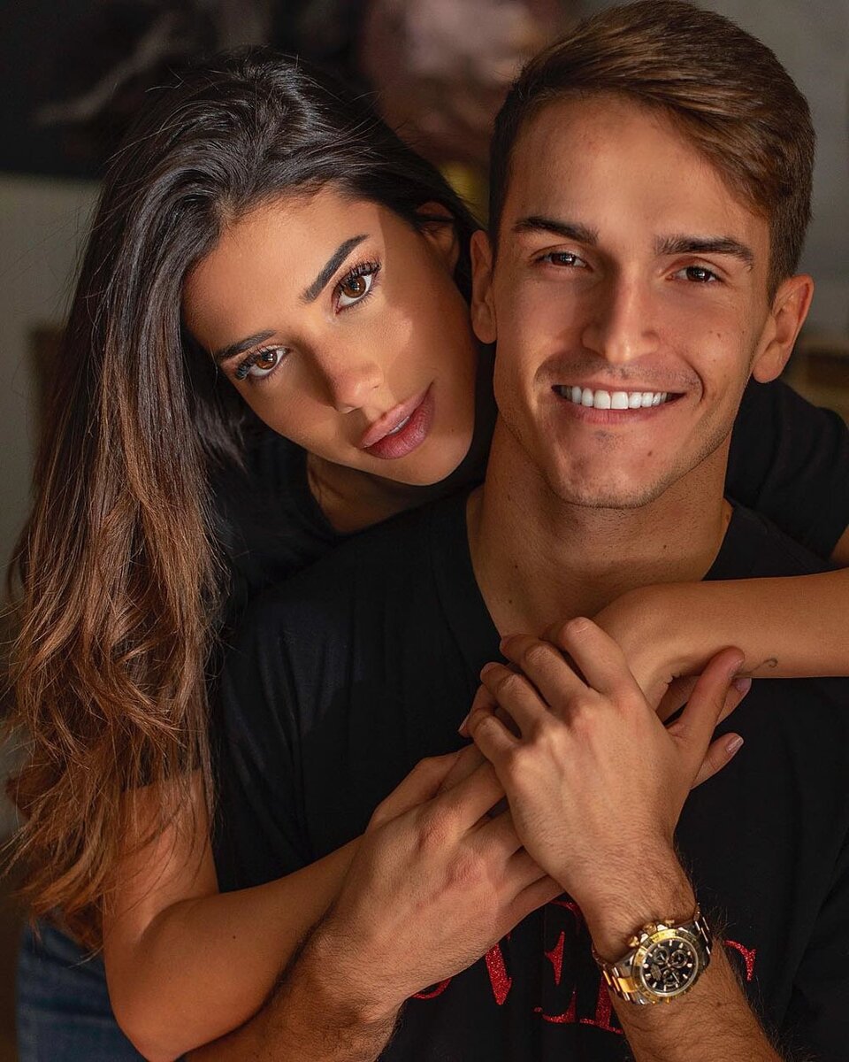 хиска перелло. надаль и его жена. хавьер бардем жена. королева испании летиция. итальянские мужчины и женщины.