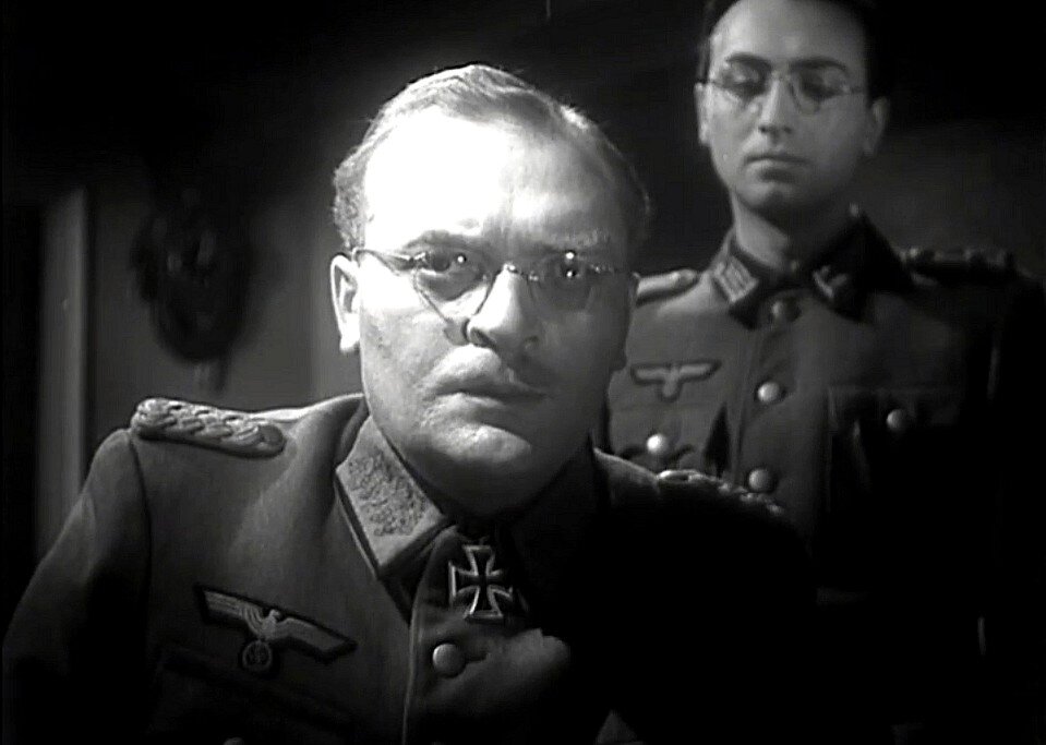 Кадр из фильма «Бессмертный гарнизон», 1956 г.