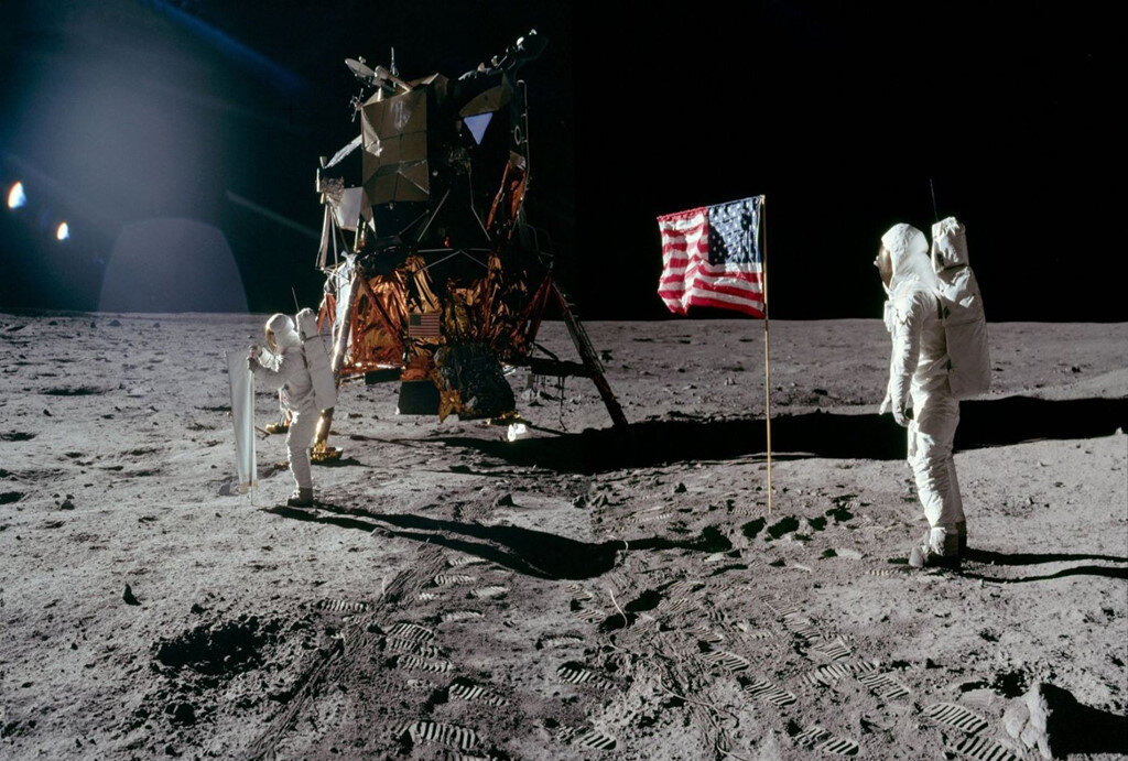 Сколько высаживались на луну. Аполлон 11 1969. Лунная миссия «Аполлон» («Apollo. Аполлон 11 на Луне. Аполлон 11 кадры.