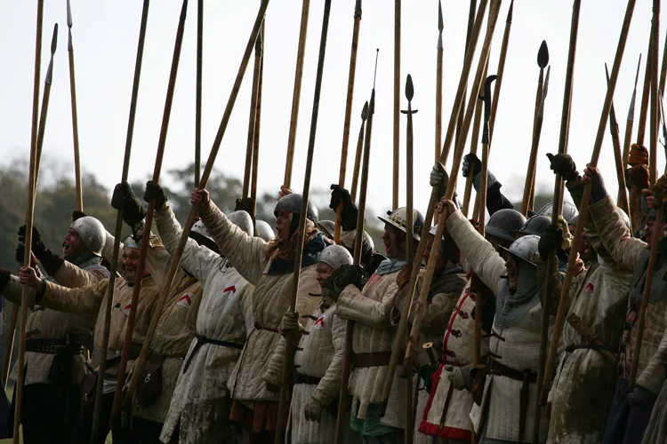 Сильнейшие армии в истории. Шотландия битва при Баннокберне. Швейцарские пикинеры 16 века Строй. Шотландский шилтрон. Битва при Бэннокберне в 1314.