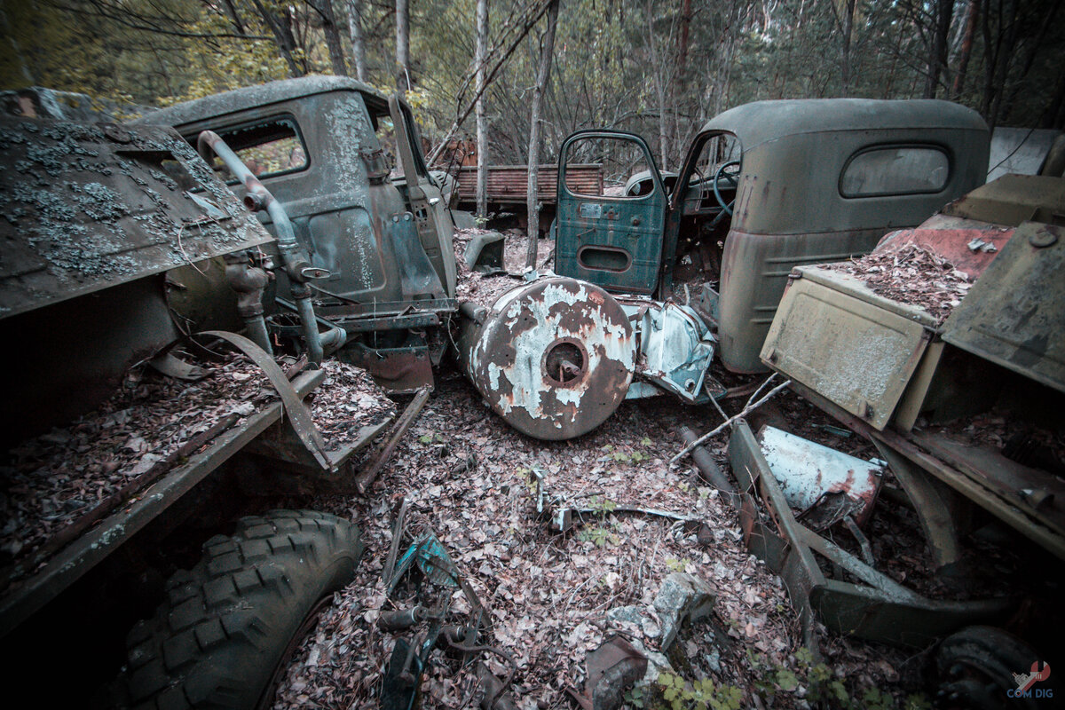 Нашел забытые Чернобыльские «ЗиЛы», спасшие Припять от «невидимого врага»