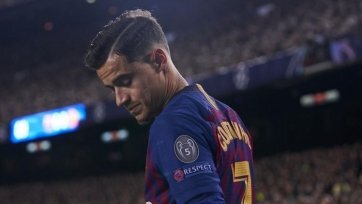 Фото: fcbarcelona.comПо информации издания Mundo Deportivo, стали известны детали перехода хавбека «Барселоны» Филиппе Коутиньо в «Баварию». Мюнхенцы заплатили за годовую аренду 20 миллионов евро, а в случае, если немецкий коллектив захочет выкупить бразильца, клубу придется отдать за бразильца 120 миллионов евро.
