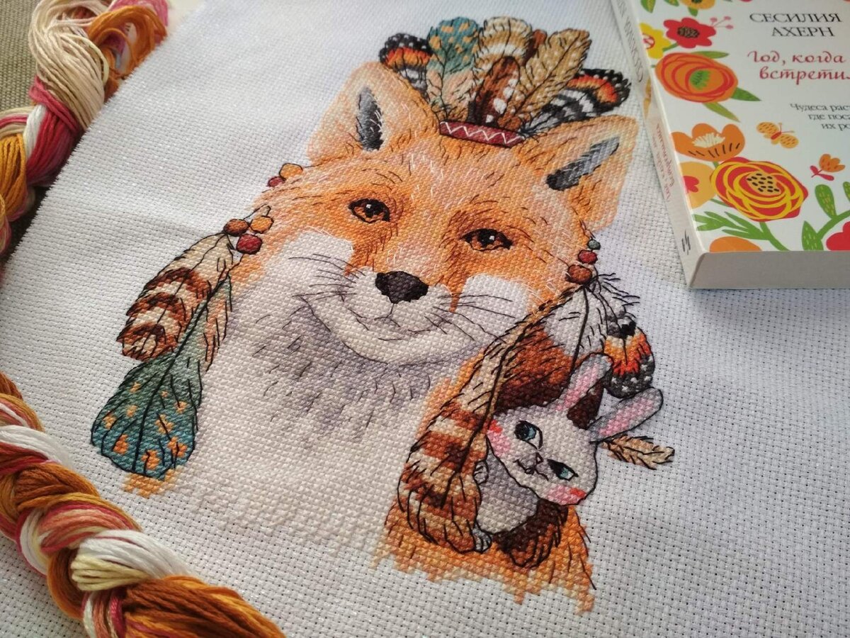 Со страницы в Инстаграме мастера: https://instagram.com/vikulya_creative