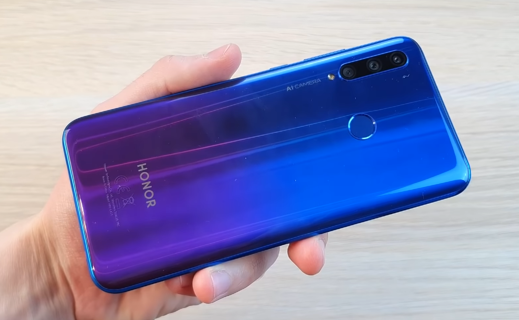 Honor 10i обзор