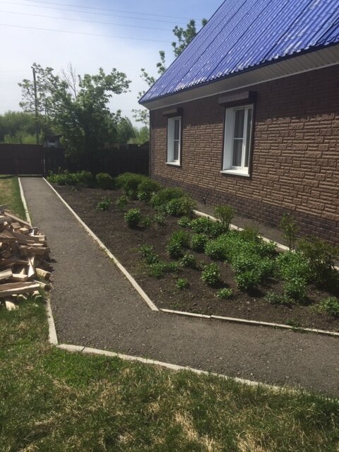 А вот и мой маленький домишко