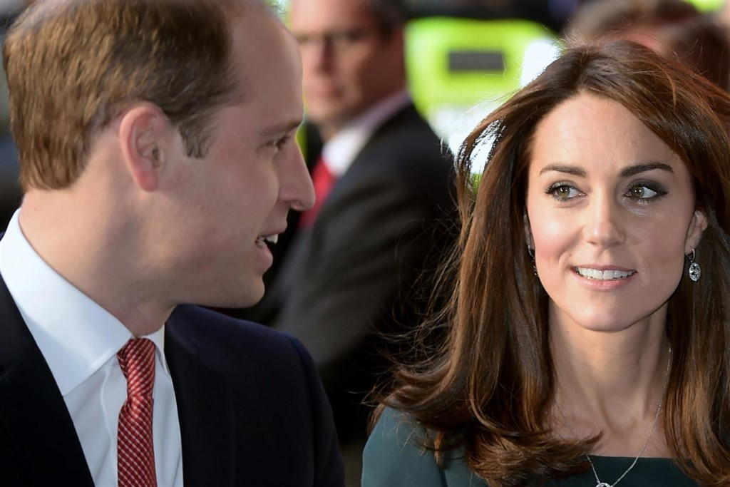 принц гарри и кейт. кейт миддлтон и принц уильям помолвка. кэтрин жена принца уильяма. герцог кембриджский уильям и кейт миддлтон. кейт миддлтон украшения уильяма.