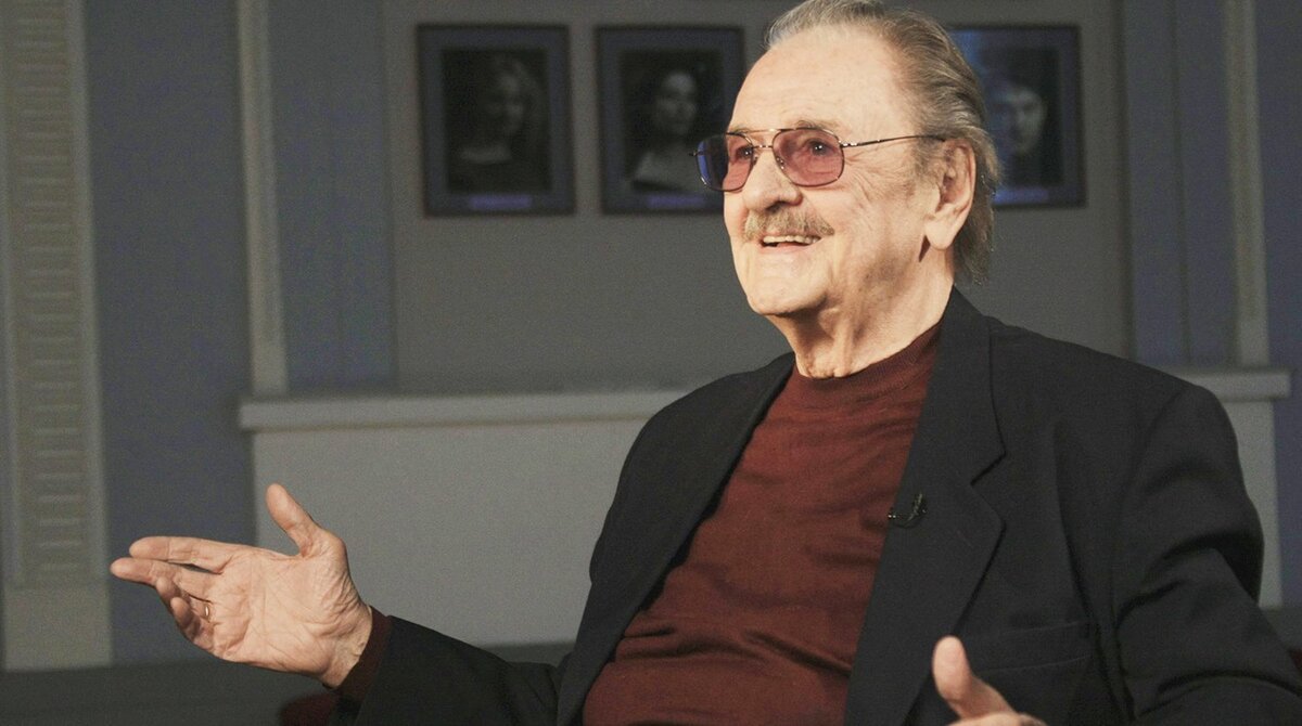 Юрий Яковлев