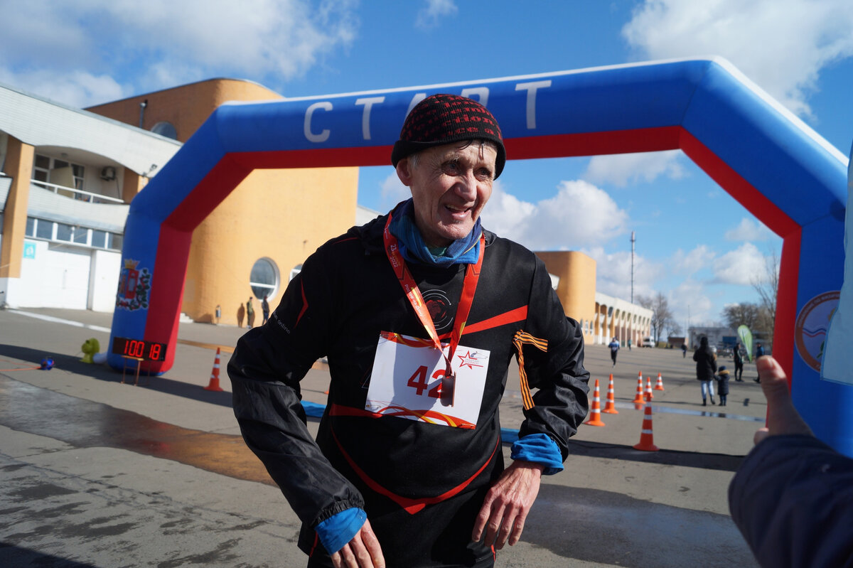 Сан Саныч на финише. Фото Сергея Деренченко. 