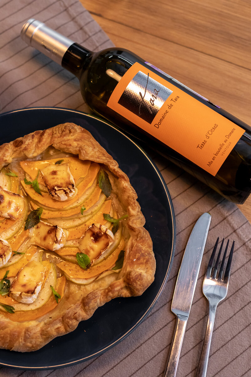 Галета с тыквой и сыром в сочетании с французским вином