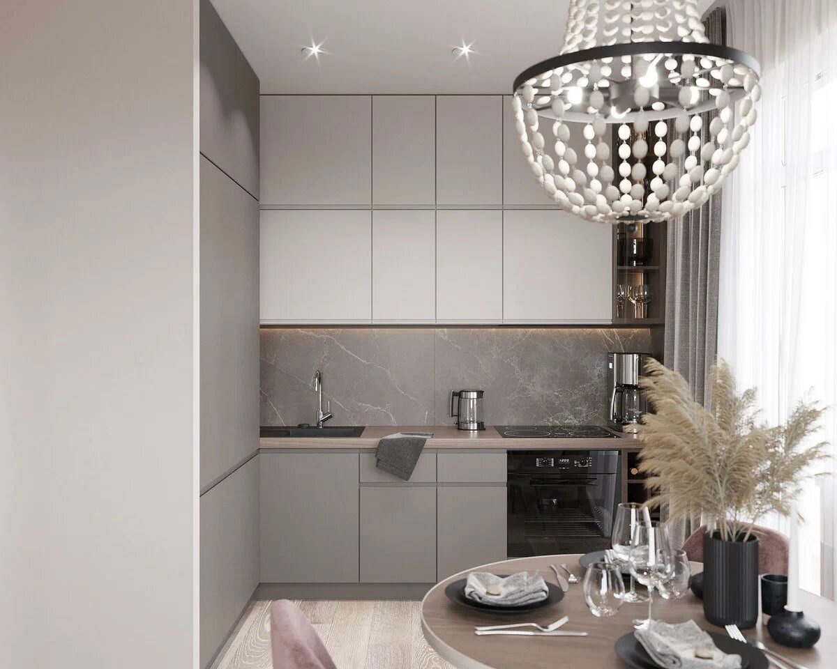 Мягкие оттенки и стогие линии. Приятная гармония серых, бежевых и пудровых тонов в маленькой двушке 44 кв.м.