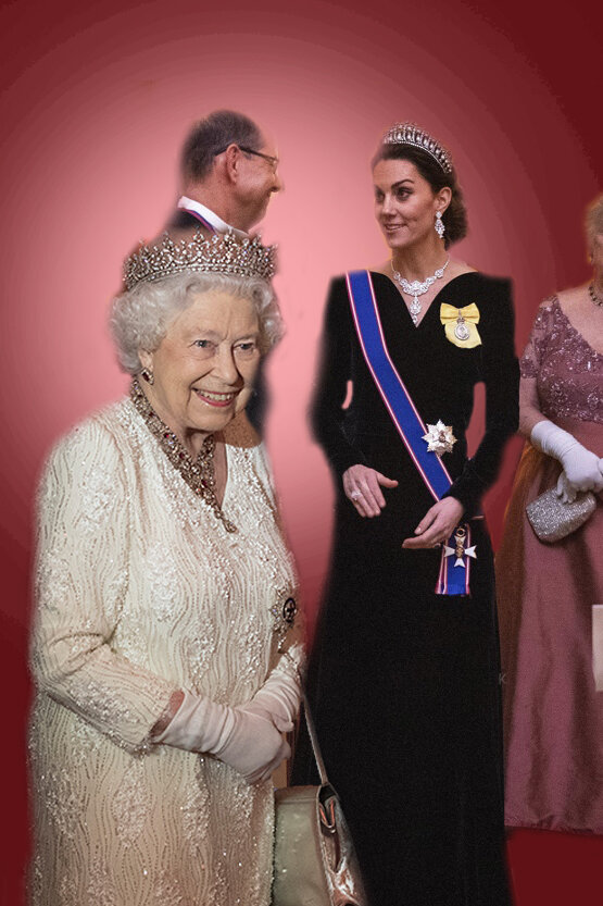 кабинет елизаветы 2. читать обучение королевы. королева елизавета с книгой. читать обучение королевы. Queen elizabeth ii.