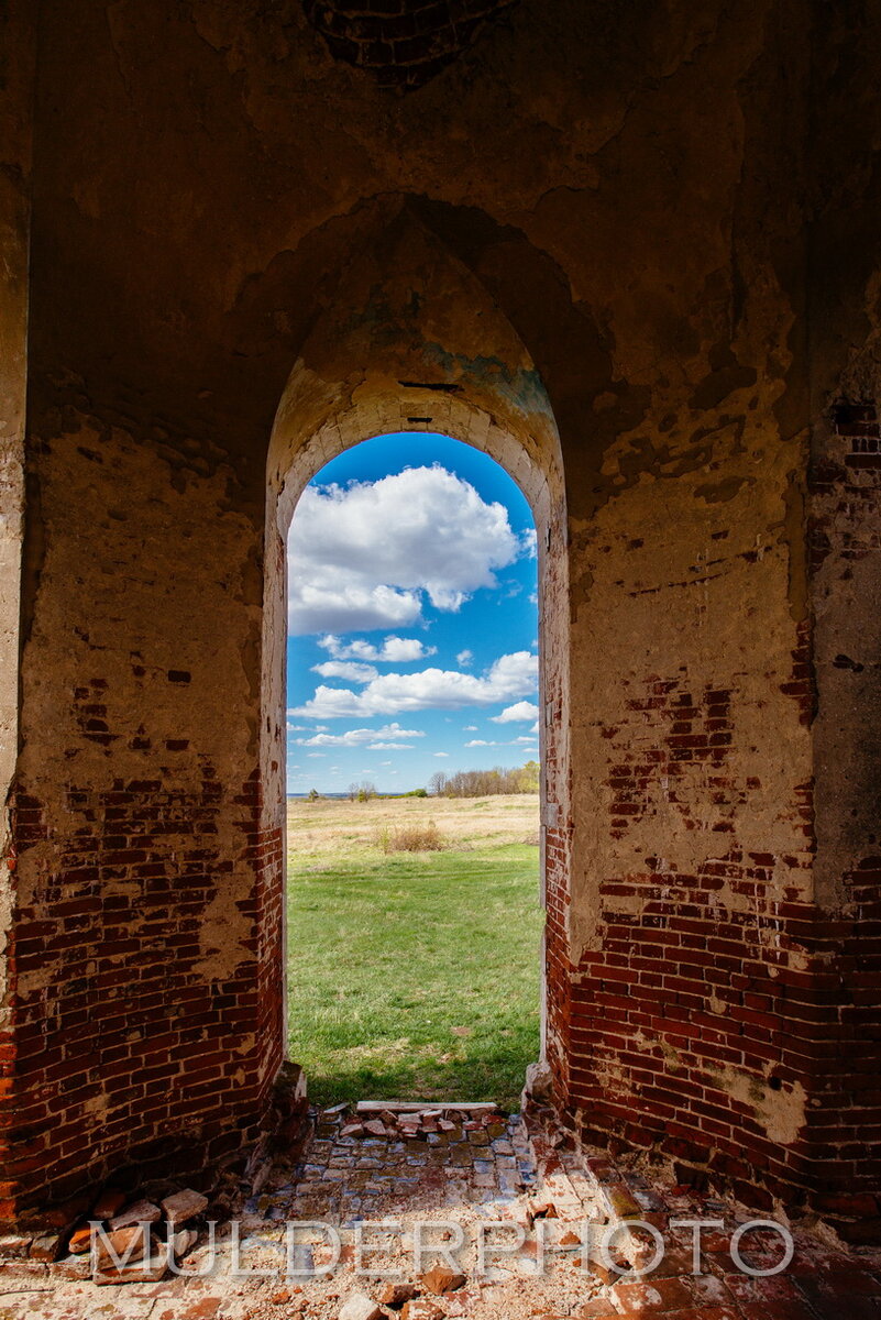 Храм в урочище кузьминки фото Кузьминки. Раньше здесь было село, а сейчас осталась только церковь на берегу ре