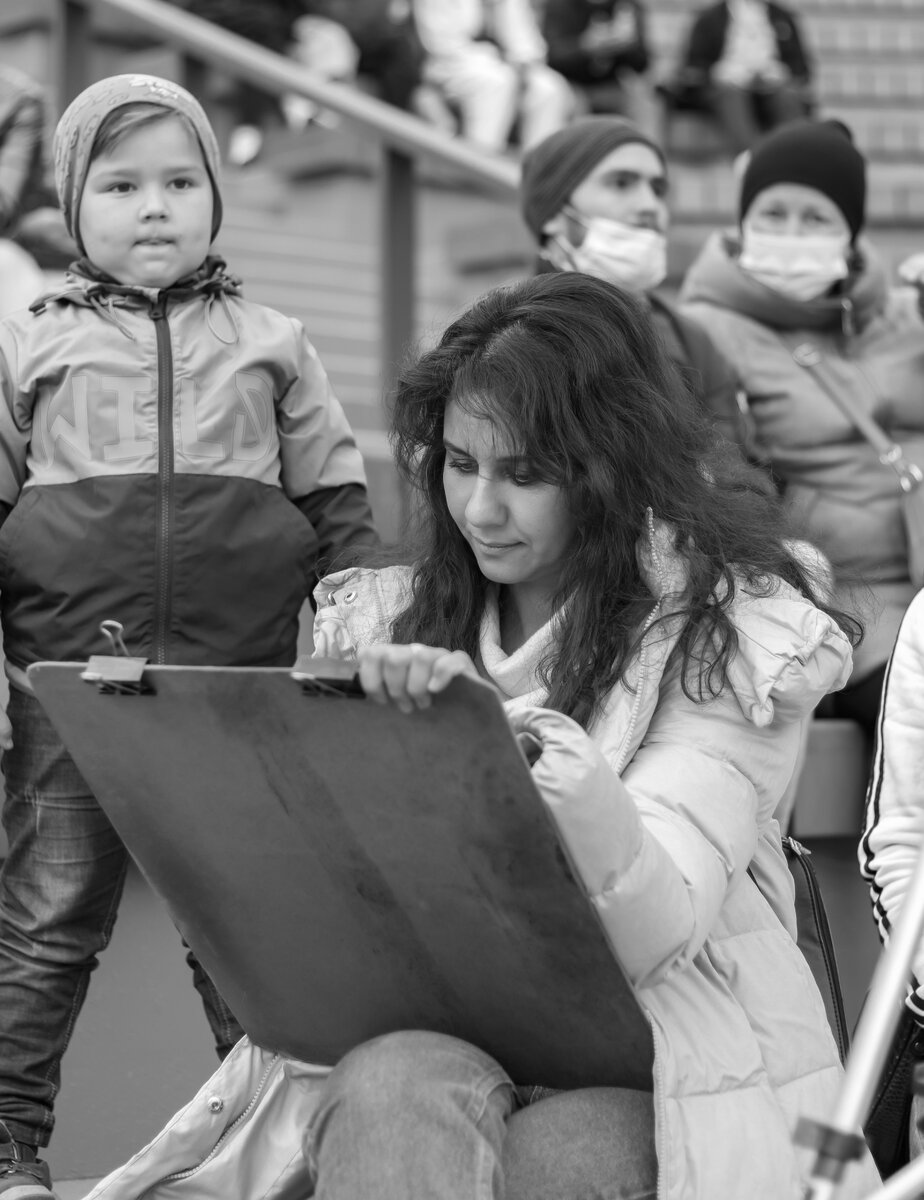 Зульфия и мальчик, Арт-Квадрат, Уфа, 11 октября 2020