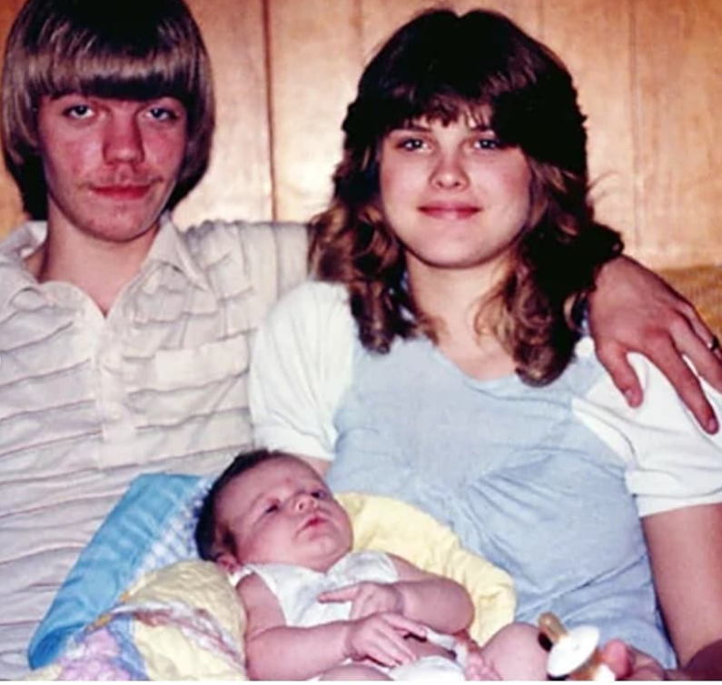 Анна Николь с первым мужем.