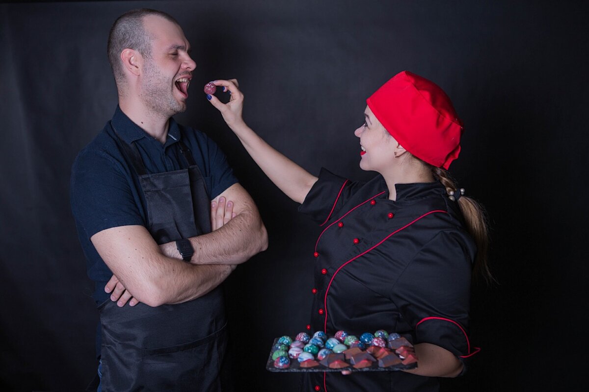 Семейная ремесленная мануфактура- на то и семейная, что все ключевые сферы Дела мы с супругом "закрываем" на себе. Вопрос- нужно ли и как правильно приучать к этому детей?