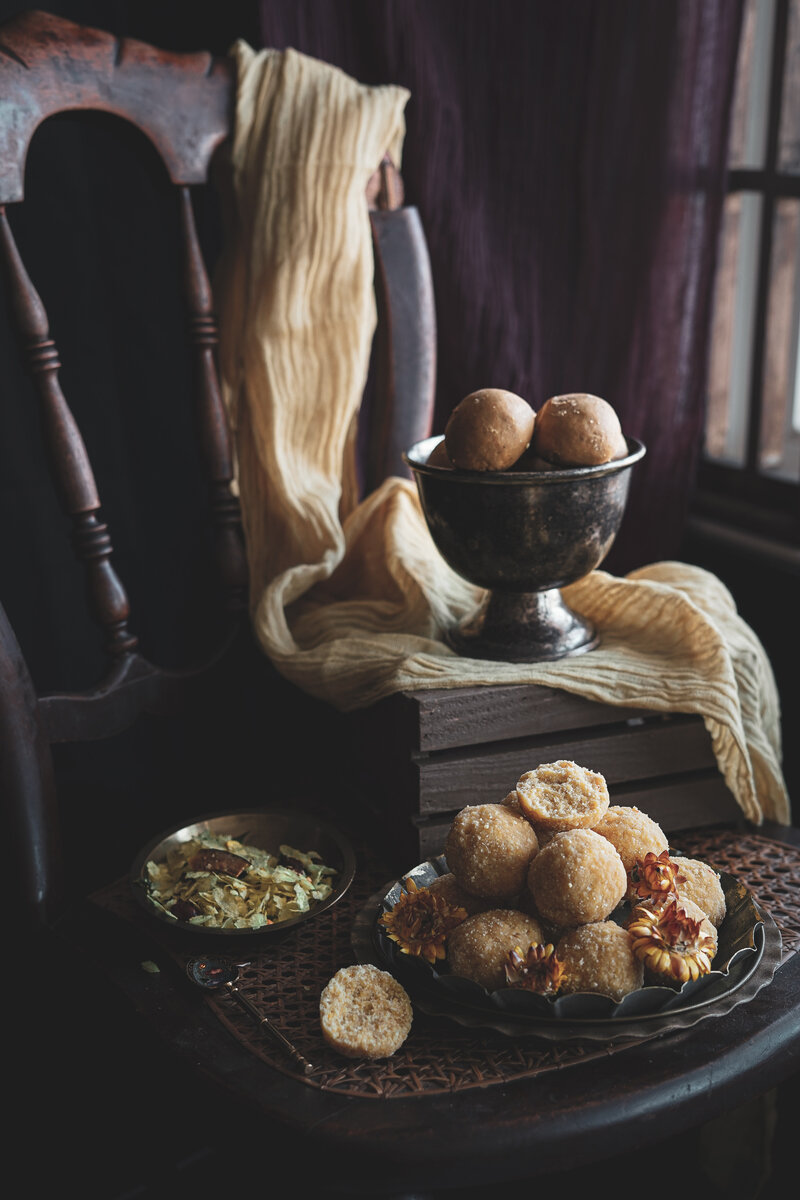 Шарики из нутовой муки с ореховым вкусом