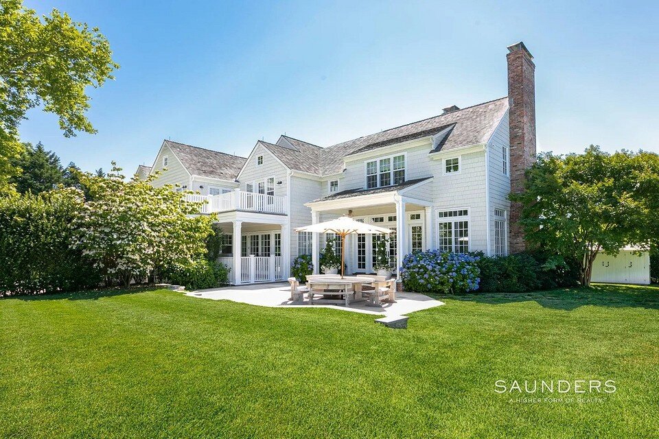       Hamptons Real Estate