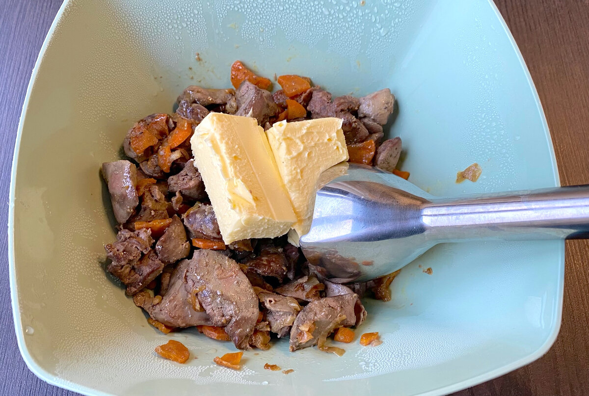 Не сомневаюсь во вкусе своего паштета, многие его пробовали и оценивали ...