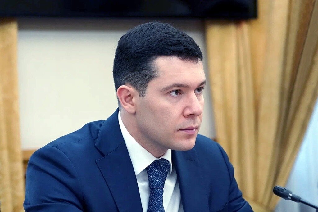 Антон Алиханов