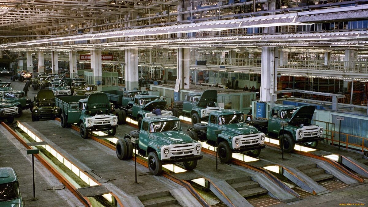 ЗиЛ. Источник иллюстрации - Яндекс.Картинки