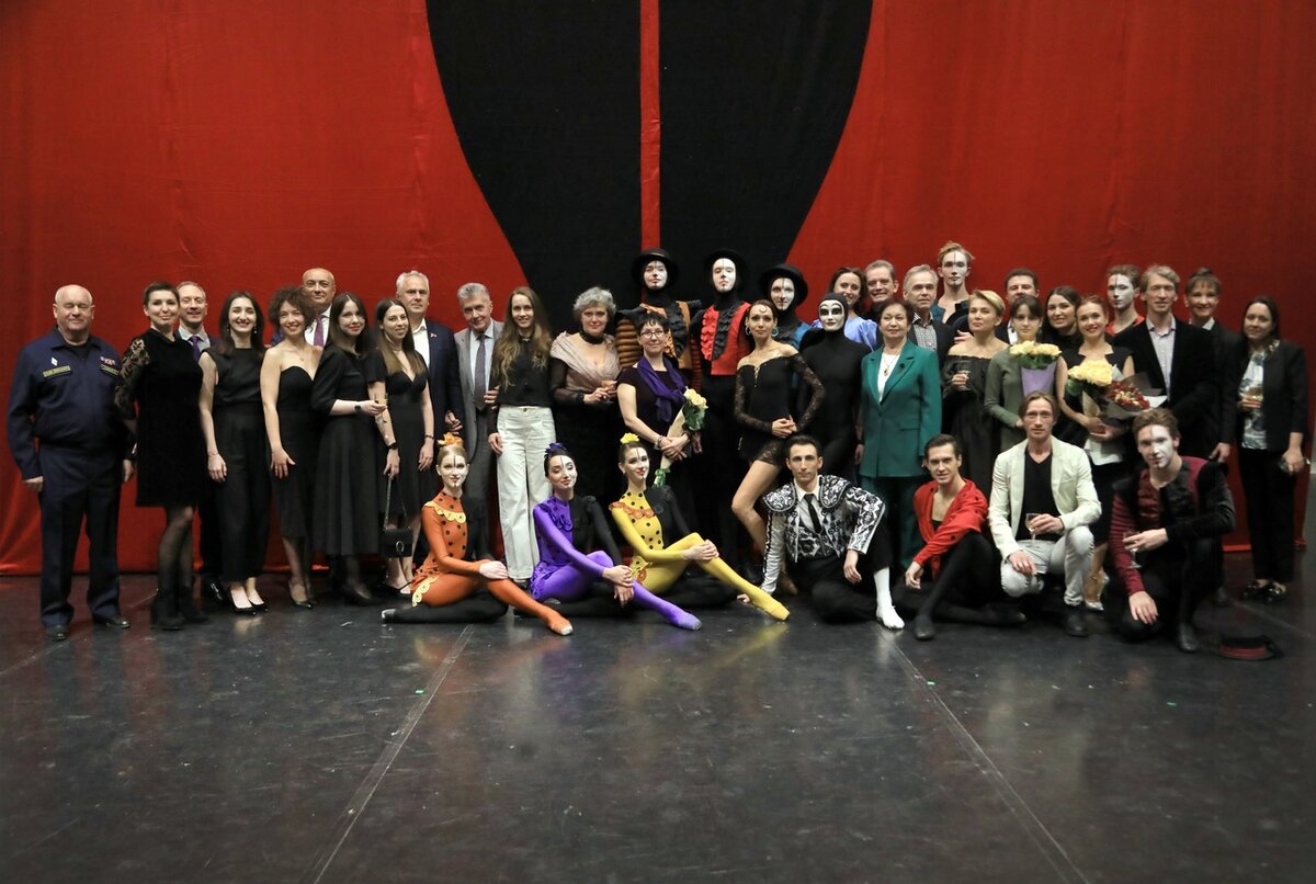 После премьеры 14 октября