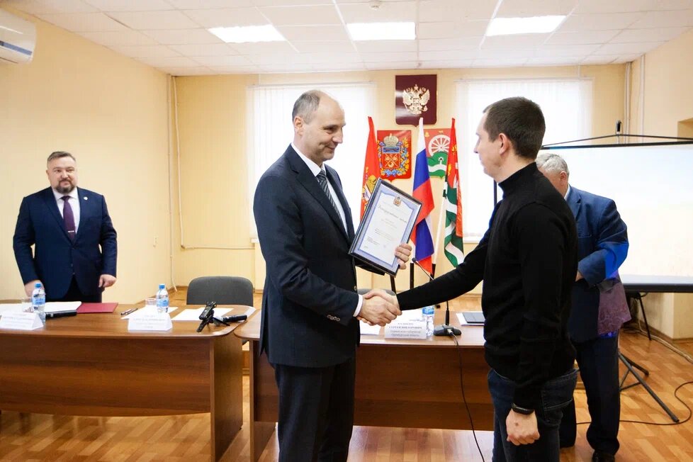  📷    Денис Паслер обсудил с фермерами Пономаревского района вопросы агропромышленного комплекса Андрей Севостьянов