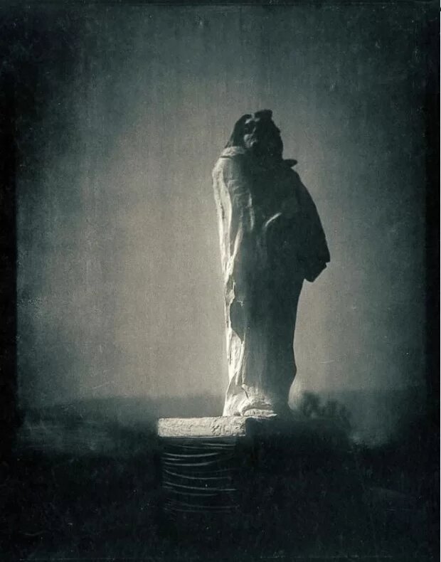 Фотография памятника, 1911 год. 