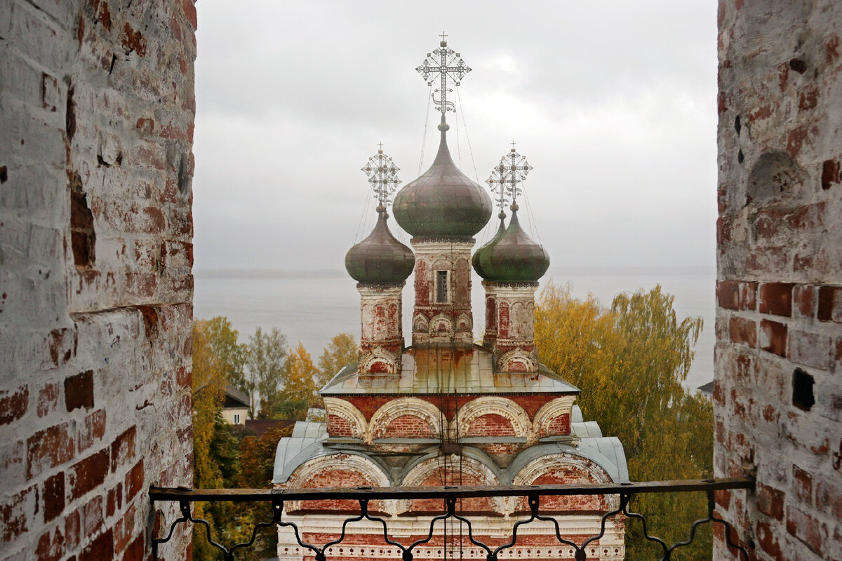 Омск осташково последние новости. Осташково Костромская область. Музей природы Селигерского края Осташков. Осташково Тверская область. Подслушано в Осташкове сарафанное
