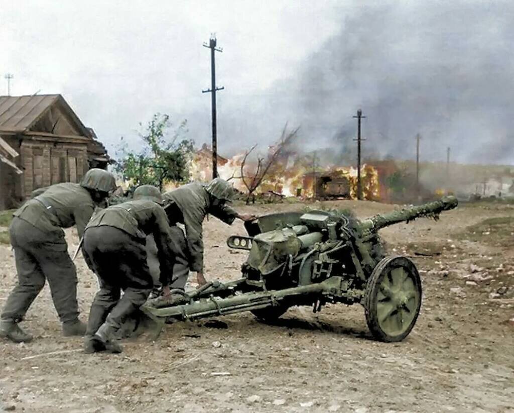 Кадры Сталинградской битвы 1942 1943. Сталинградская битва 1941. Сталинградская битва Вермахт. Артиллеристы Сталинградская битва.