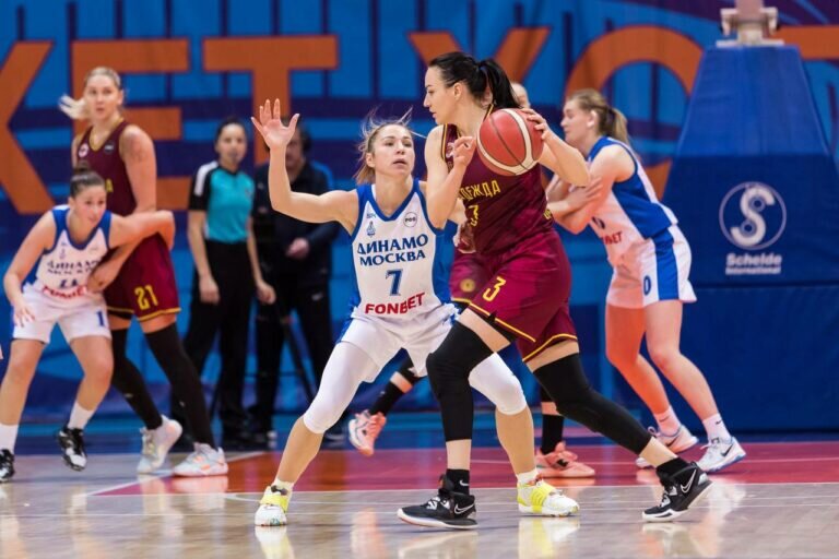    Оренбургская «Надежда» крупно обыграла московское «Динамо» Белов Михаил Александрович