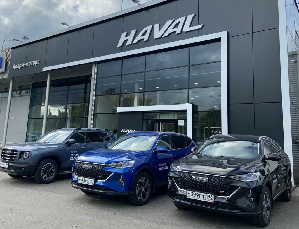    Продажи новых автомобилей в России рухнули почти на 62% в ноябре