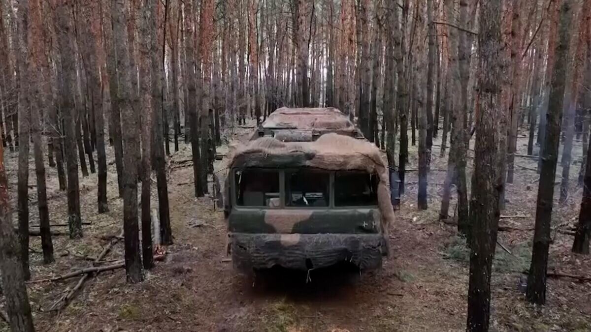    "Искандерами" по целям: кадры боевой работы ракетных комплексов РФ© Министерство обороны РФ