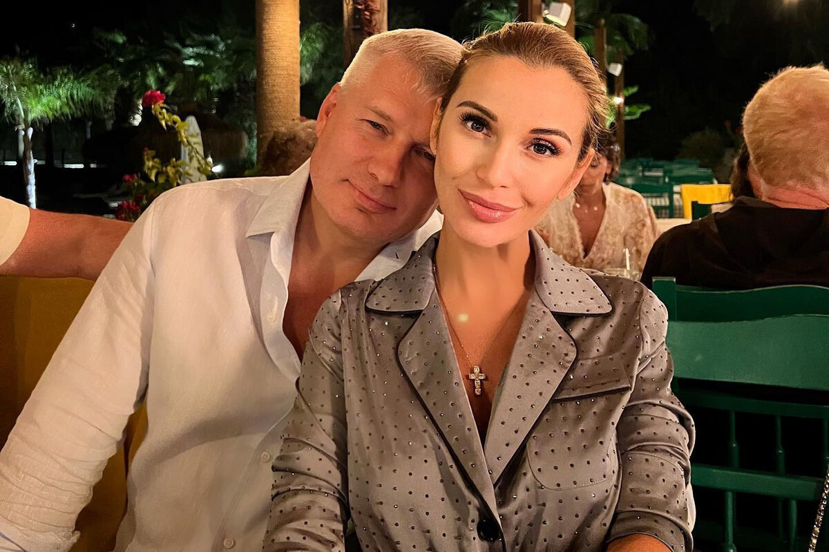     «Я боюсь заразить мужа»: беременная Ольга Орлова рассказала, куда исчез Валерий