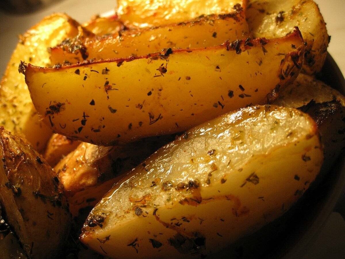 Картошка печеная в духовке в кожуре
