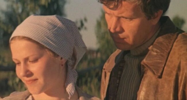 Кадр из фильма «Молодая жена» (1978). Скриншот.