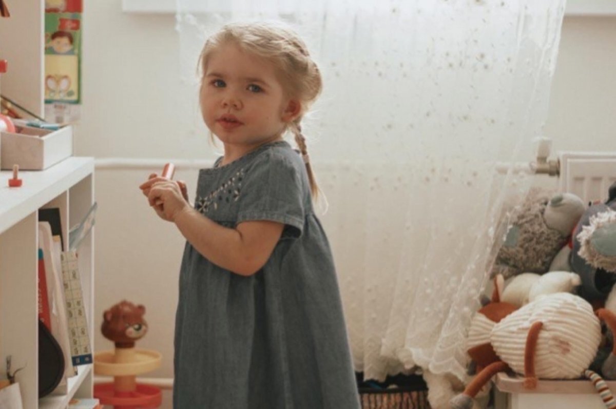    Внешне Олеся не отличается от других детей. Однако ее здоровье под угрозой.