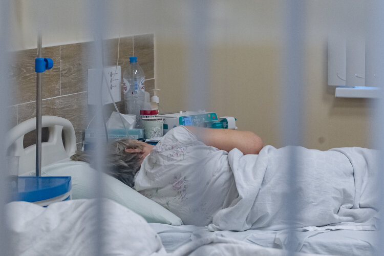   Ситуация по гриппу и ОРВИ в Татарстане к концу года становится все напряженнее. Заболеваемость новой коронавирусной инфекцией за неделю выросла на 15% Фото: «БИЗНЕС Online»