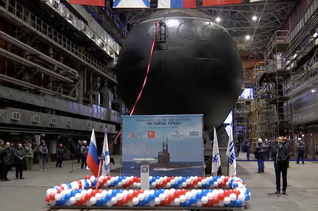    Что за подлодка проекта 677 «Лада» «Великие Луки» спущена на воду?