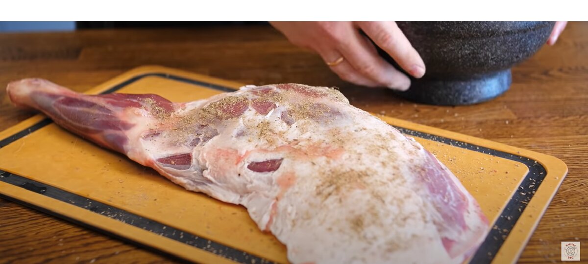 Окорок ягненка Мяско охлажденный - купить в Москве, цены в интернет-магазинах на
