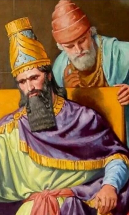 Король Икал, и его советник Фальдор. Фото взято из интернета! 