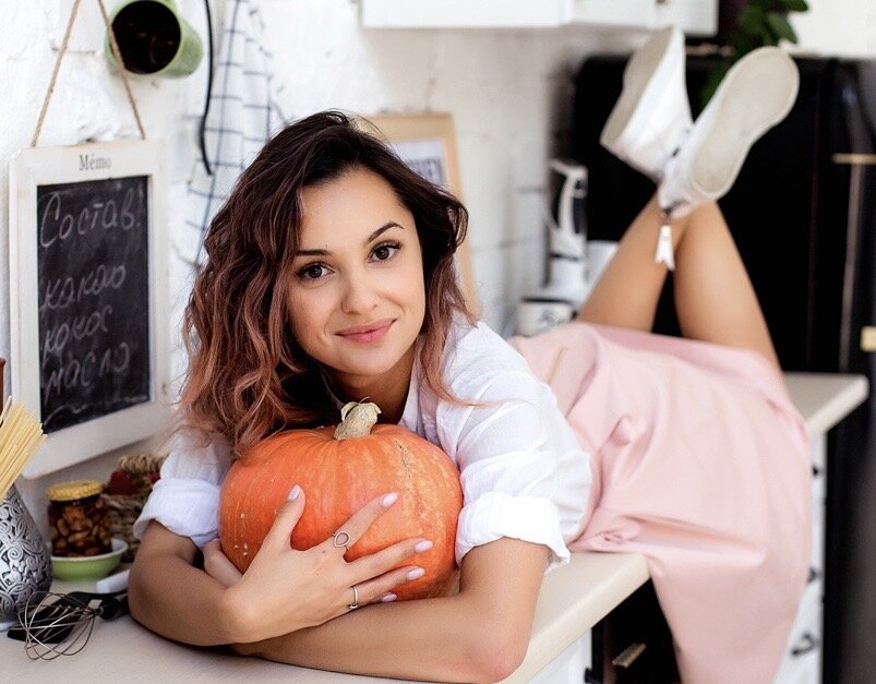 Лилия Стародубцева, диетолог/нутрициолог с мед.образованием, стаж более 14 лет.