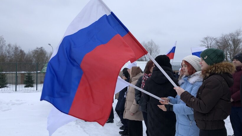    Флешмоб в поддержку СВО ©