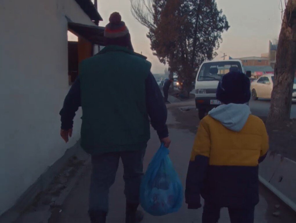 Кадр из "Сына своего отца"