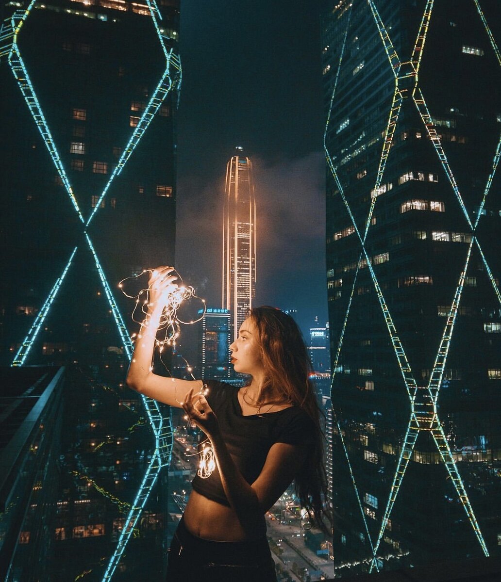 Меня зовут Света, мне 27 лет, родилась и выросла я в Крыму, после окончания университета начала путешествовать. 