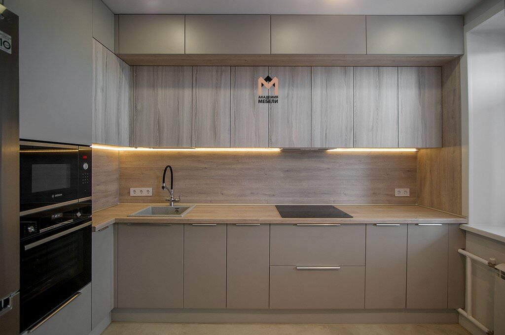 Кухня в современном стиле на Поморской, 46. Вид прямо